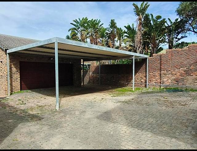 5 BEDROOM HOUSE FOR SALE IN OATLANDS NORTH